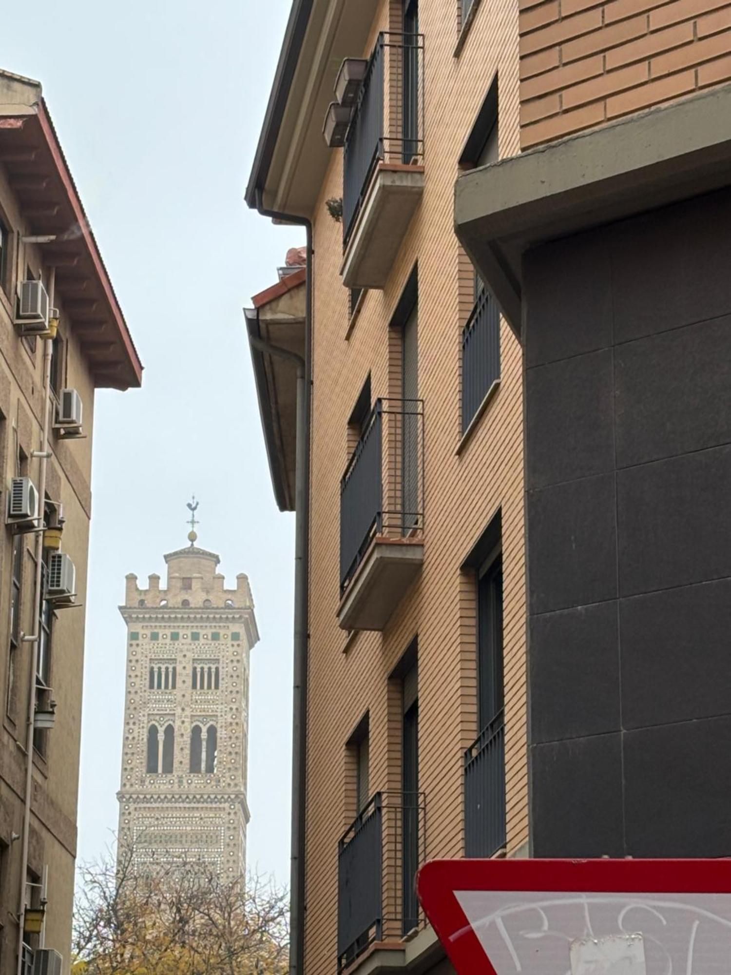 Torre Mudejar Apartment Zaragoza Exterior foto